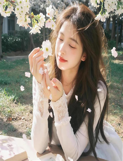 热辣滚烫免费观看全集完整版电影_豪门少女寂寞心电影免费观看_老酒馆电视剧全集免费观看